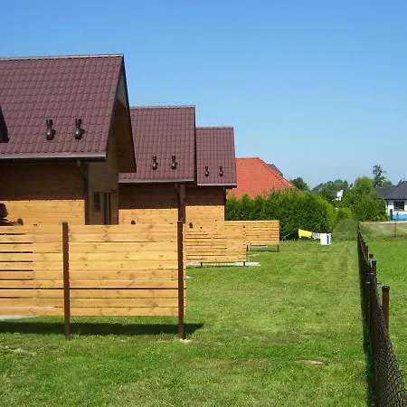 Деревянный коттедж Muszelka Letniskowe Nad Morzem Гонски