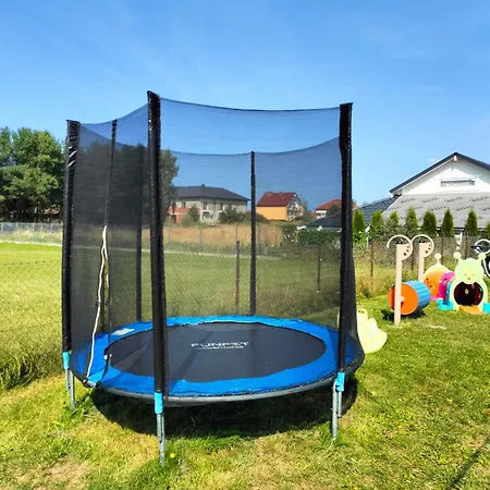 Деревянный коттедж Muszelka Letniskowe Nad Morzem Гонски